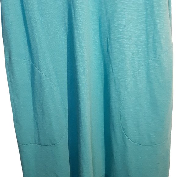 "Flounced-Hem Double V-neck Knit Dress" - Picture 4 of 8